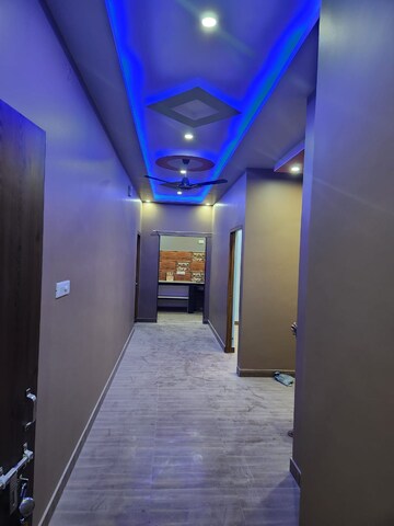 Building Lobby in 2 BHK Builder Floor at Gomti Nagar – for Rent