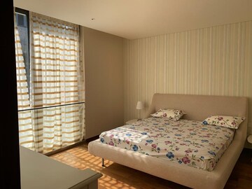 Bedroom in 4 BHK Villa at Embassy Boulevard, Yelahanka – for Sale