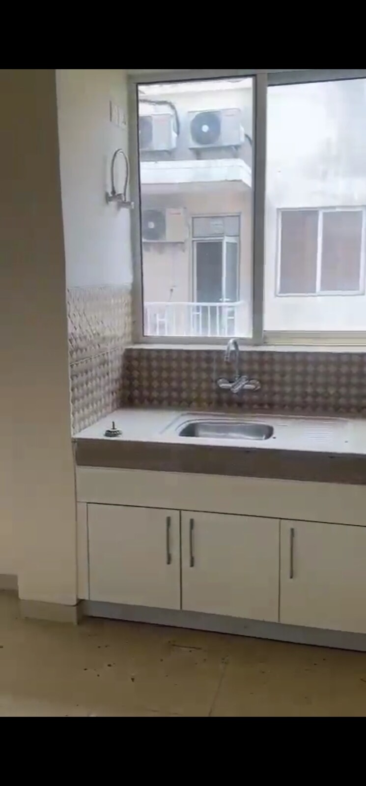 Kitchen, experion-the-heart-song 4 Bedroom 4184 Sq.Ft. Penthouse In Sector 108 Gurgaon 8784151