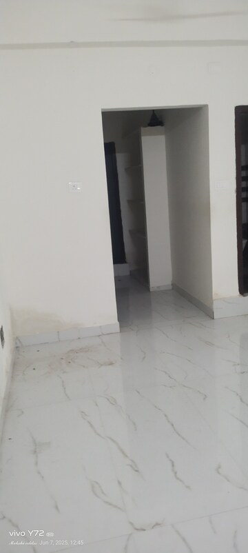 Room in 2 BHK Apartment at Pavani Laxmi Nivas, Madhapur – for Rent