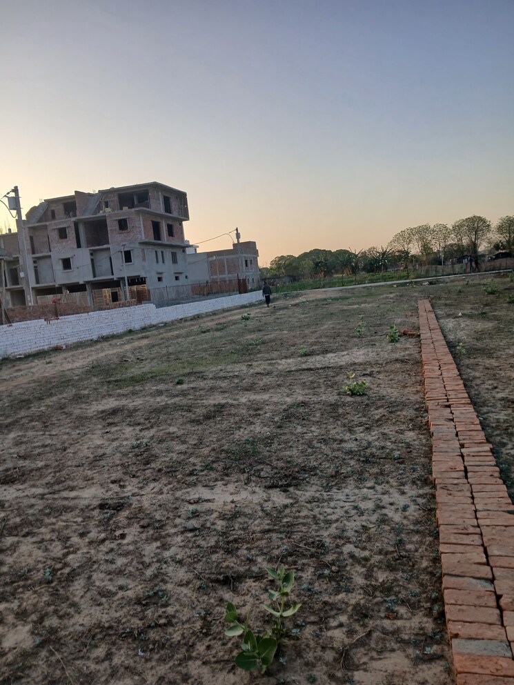 Exterior View, sector 10 greater noida  70 Sq.Yd. Plot In Sector 10 Greater Noida Greater Noida 8784187