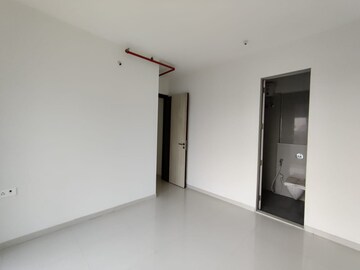 Room in 2 BHK Apartment at Ashar Aria, Kalwa – for Rent