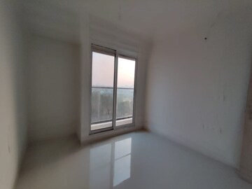 Room in 2 BHK Apartment at Ashar Aria, Kalwa – for Rent