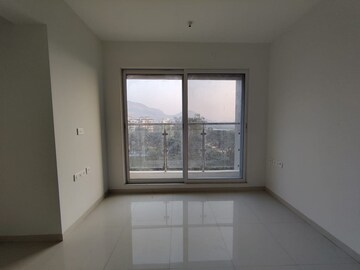 Room in 2 BHK Apartment at Ashar Aria, Kalwa – for Rent