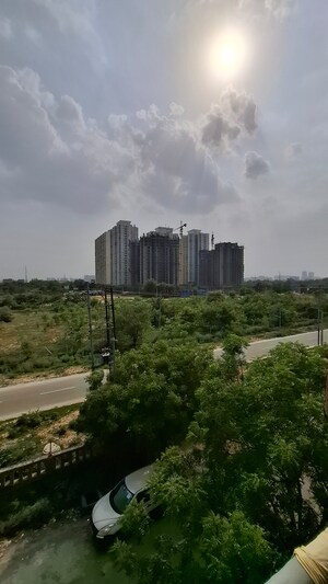 1.5 BHK Apartment – Exterior View View at Sector 10 Greater Noida - for Sale
