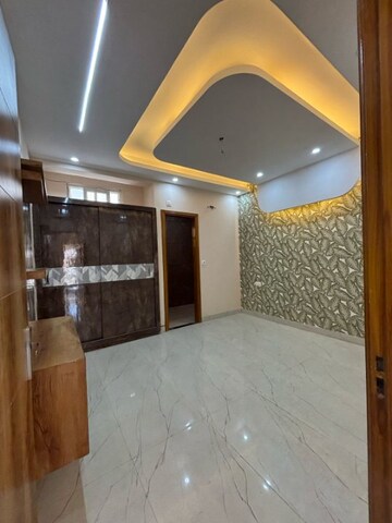 Bedroom in 3 BHK Builder Floor at Gujrara Mansingh – for Sale