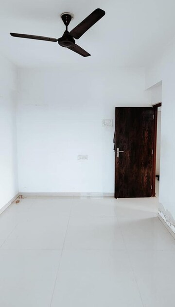 Room in 3 BHK Builder Floor at Swaminarayan City, Dombivli East – for Rent