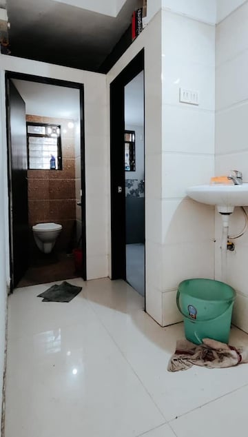 Bathroom in 3 BHK Builder Floor at Swaminarayan City, Dombivli East – for Rent
