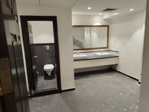 Room in 2 BHK Villa at DLF Building 10, Dlf Phase ii – for Sale