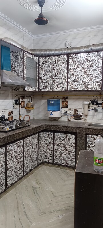 Kitchen in 2 BHK Builder Floor at Ashok Nagar – for Rent