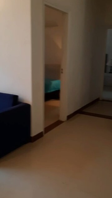 Room in 2 BHK Builder Floor at Bptp Park Floors I, Sector 77 – for Rent