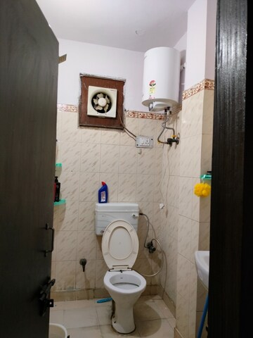 Bathroom in 4 BHK Penthouse at New Friends Colony – for Rent