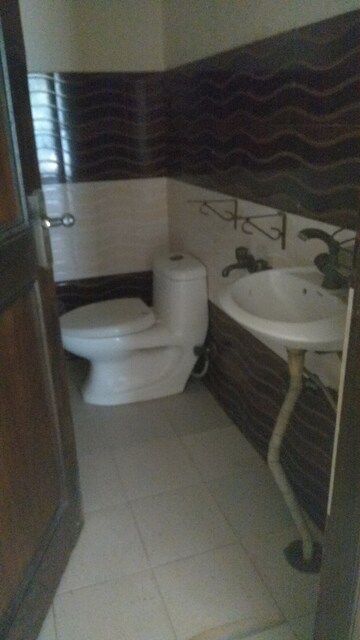 Bathroom in 4 BHK Penthouse at New Friends Colony – for Rent