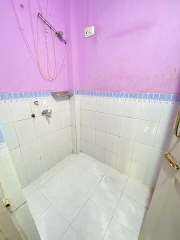 Bathroom in 1 BHK Apartment at Sion – for Rent