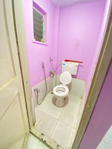 Bathroom in 1 BHK Apartment at Sion – for Rent