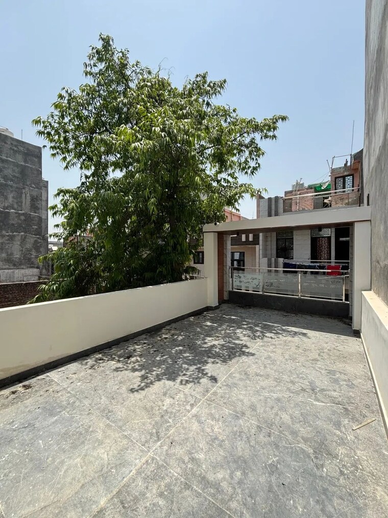 Balcony, sa-homes-i 5 Bedroom 595 Sq.Ft. Independent House In Uttam Nagar Delhi 8784360