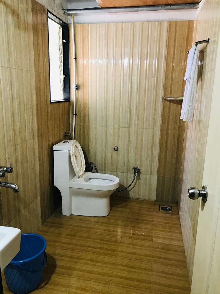 Bathroom, ssd-group-sai-elite 2 Bedroom 992 Sq.Ft. Apartment In Pimple Nilakh Pune 8784368