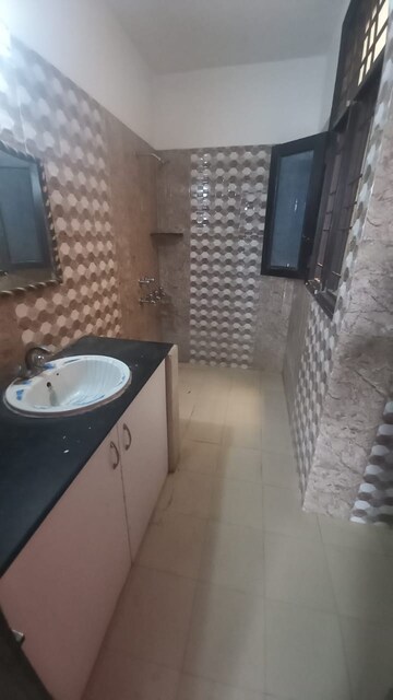Master Bedroom in 2 BHK Independent House at RWA Apartments Sector 72, Sector 72 – for Rent