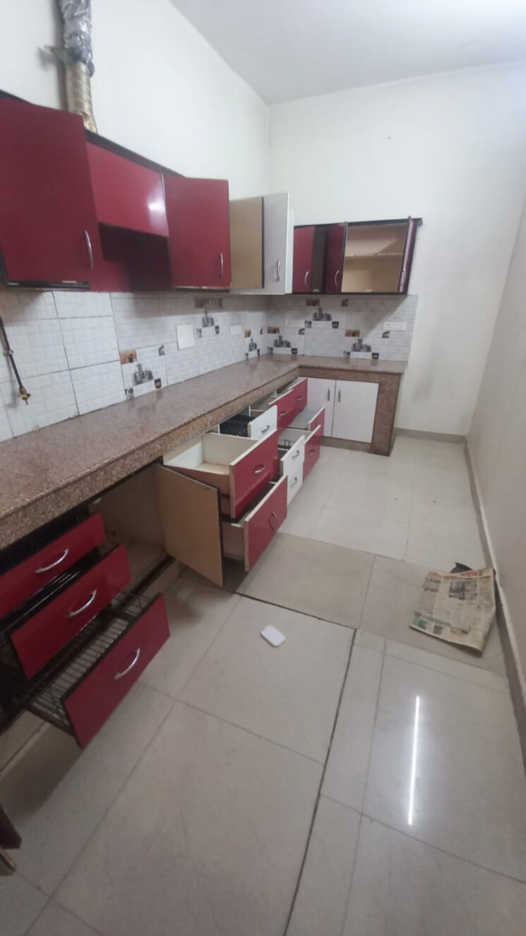 Kitchen, rwa-apartments-sector-72 2 Bedroom 1250 Sq.Ft. Independent House In Sector 72 Noida 8784391