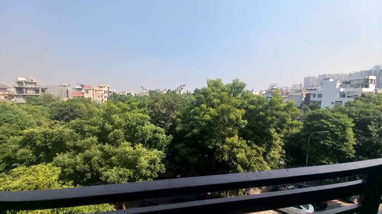 Garden, rwa-apartments-sector-72 2 Bedroom 1250 Sq.Ft. Independent House In Sector 72 Noida 8784391