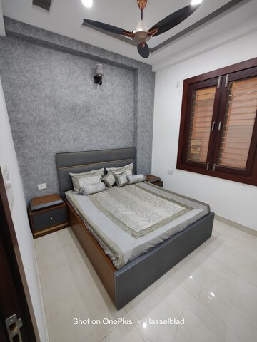 Bedroom in 3 BHK Builder Floor at Niti Khand – for Rent