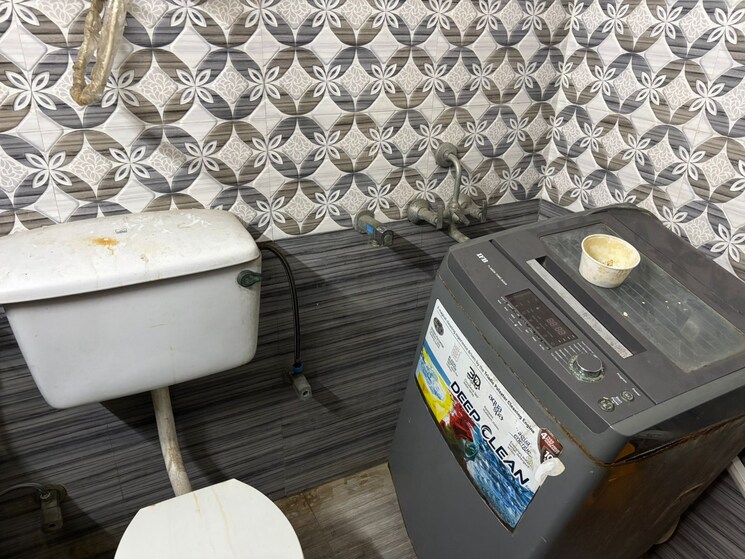  Parking, shipra-sun-tower 3 Bedroom 1380 Sq.Ft. Builder Floor In Shipra Suncity Ghaziabad 8784415