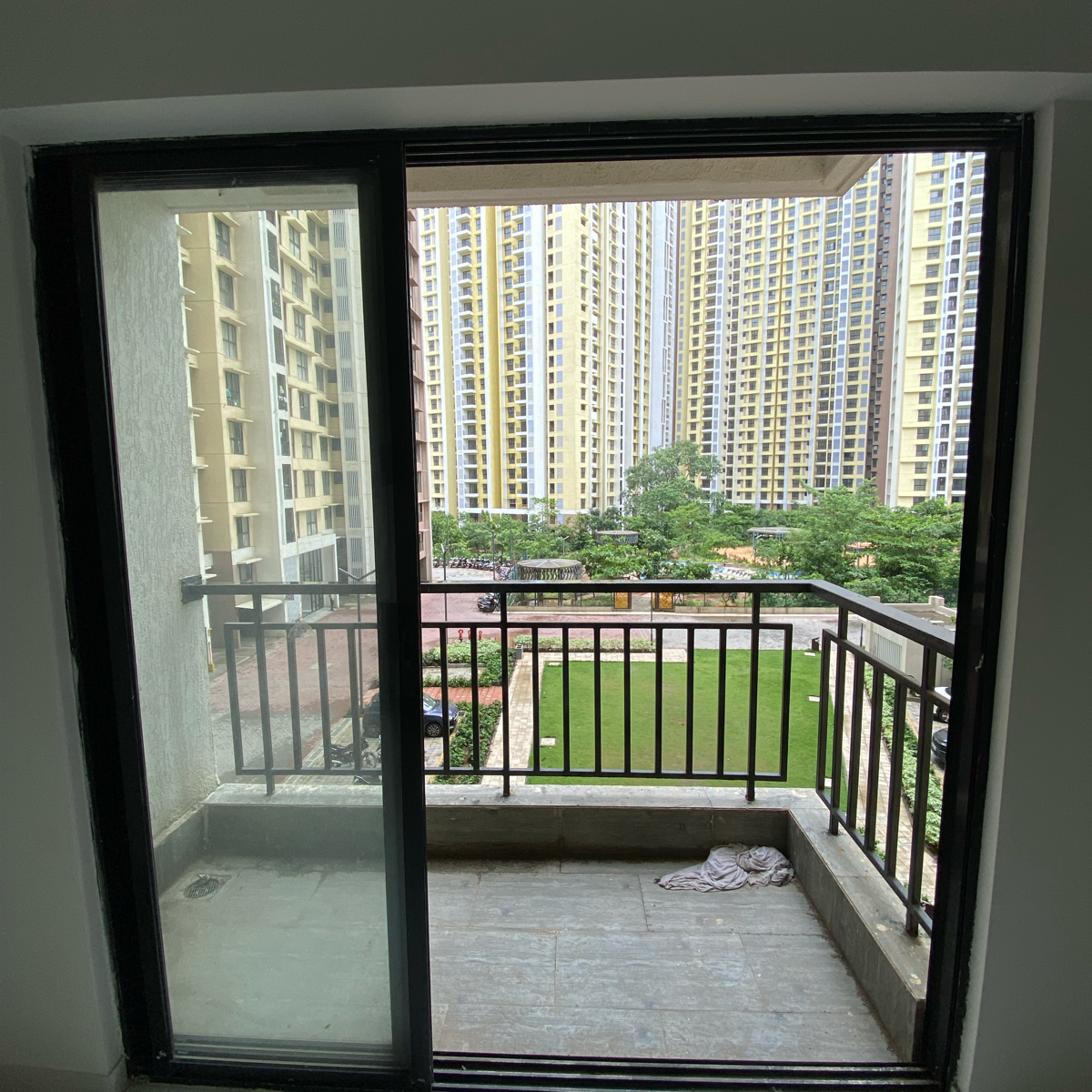 1.5 BHK Apartment For Rent in Runwal Gardens Phase 2