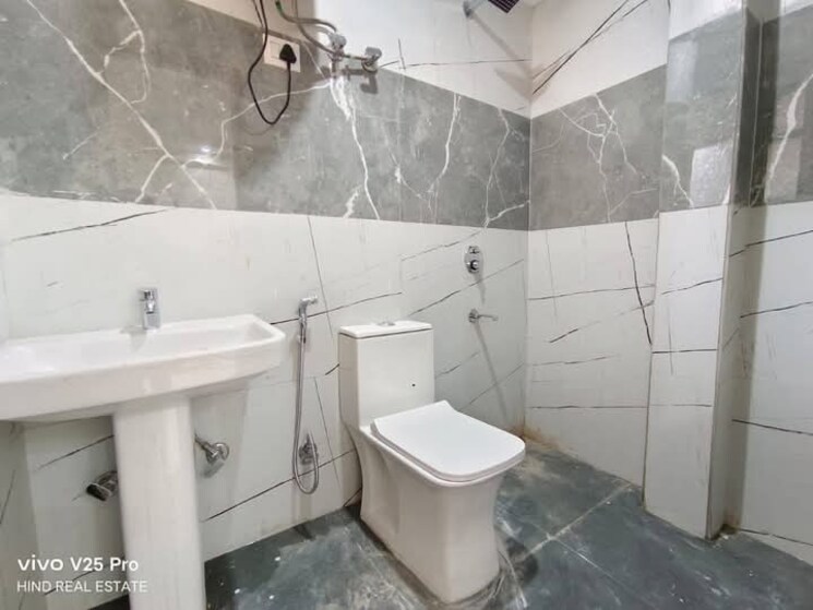 Bathroom, saket 2 Bedroom 1000 Sq.Ft. Builder Floor In Saket Delhi 8784435