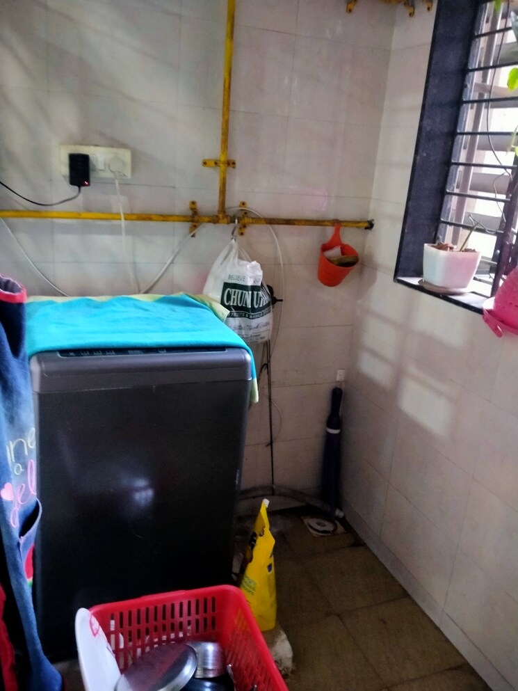 Attached Bathroom, althan 3 Bedroom 1525 Sq.Ft. Apartment In Althan Surat 8784480