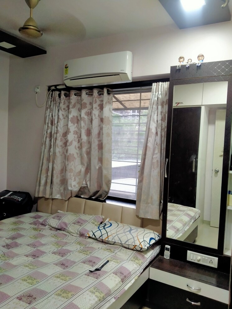 Room, althan 3 Bedroom 1525 Sq.Ft. Apartment In Althan Surat 8784480