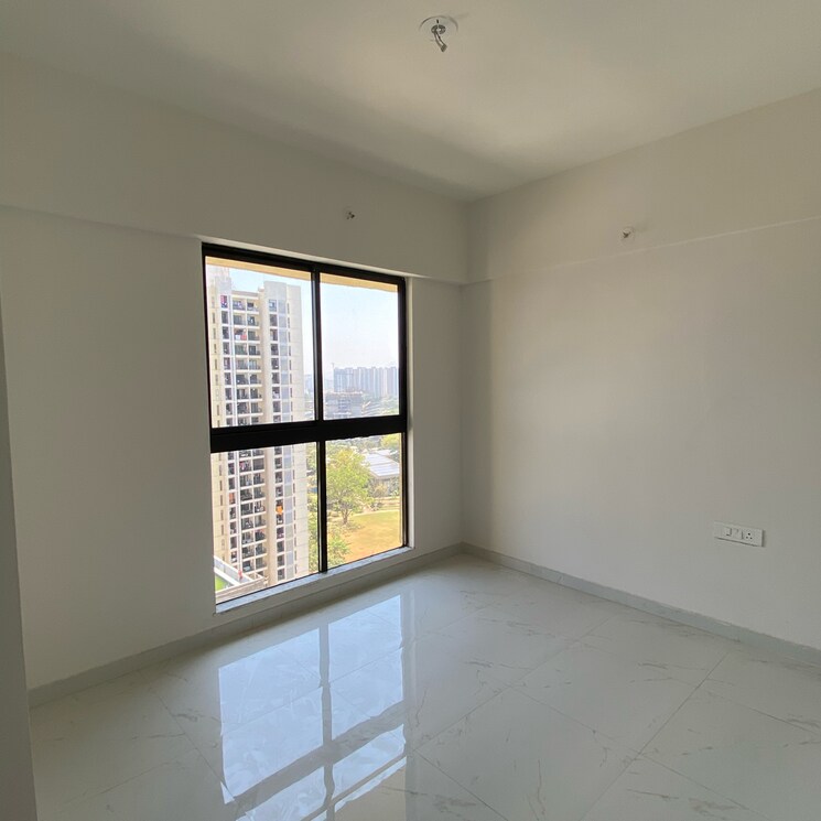 Room, runwal-gardens-phase-2 2 Bedroom 650 Sq.Ft. Apartment In Kalyan Shilphata Road Thane 8784466