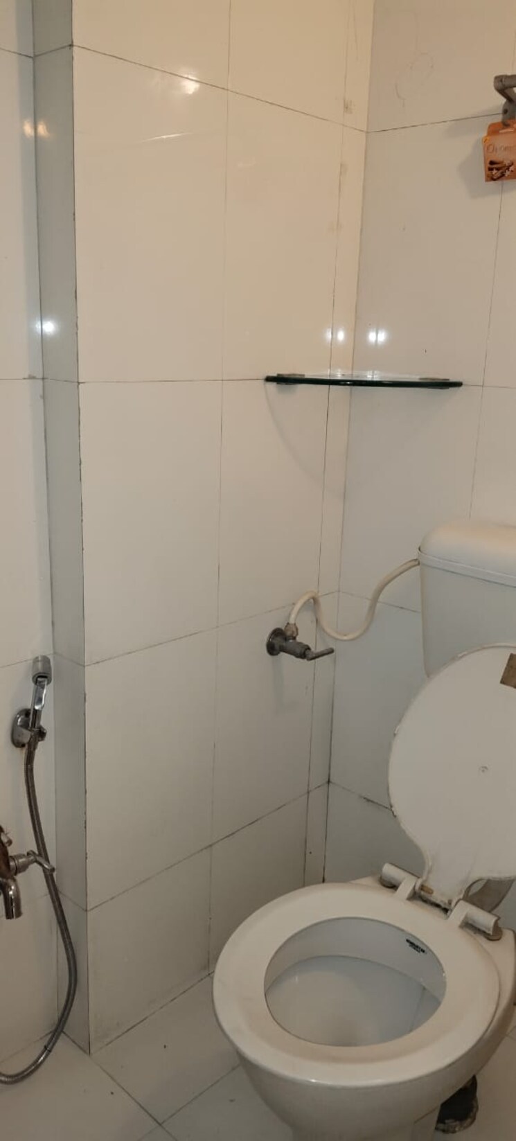 Bathroom, erandwane 1 Bedroom 540 Sq.Ft. Apartment In Erandwane Pune 8784496