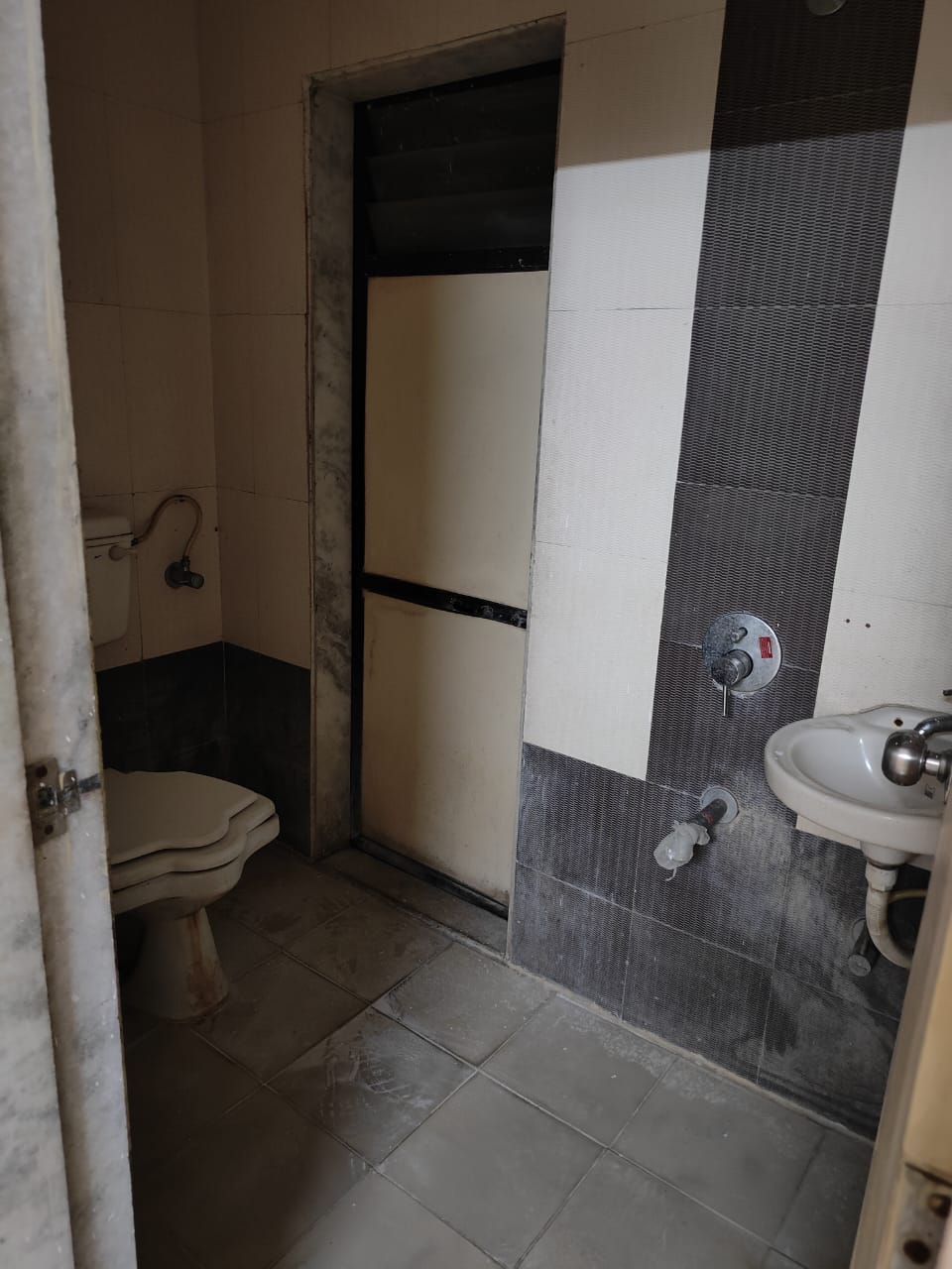 1 BHK Apartment For Sale in Rdc Pinewood