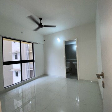 Room in 1 BHK Apartment at Runwal Gardens Phase I, Kalyan Shilphata Road – for Rent