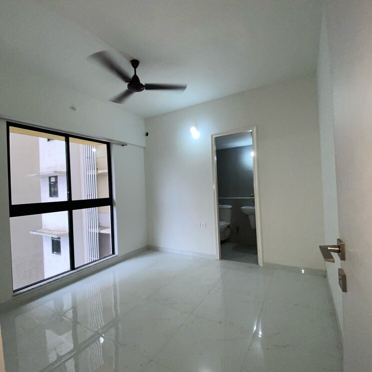 Room, runwal-gardens-phase-i 1 Bedroom 447 Sq.Ft. Apartment In Kalyan Shilphata Road Thane 8784493