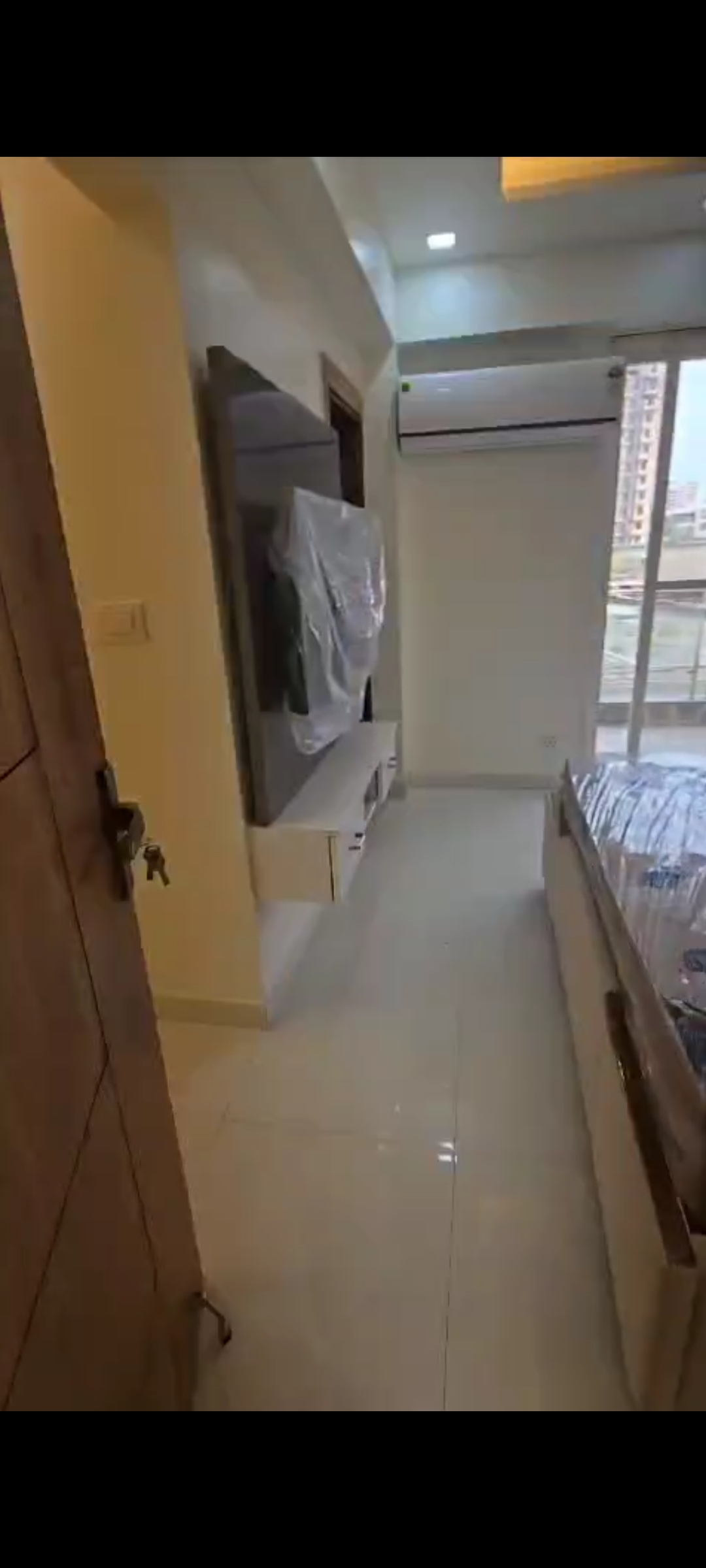 3.5 BHK + Extra Room Apartment For Sale in KST Whispering Heights