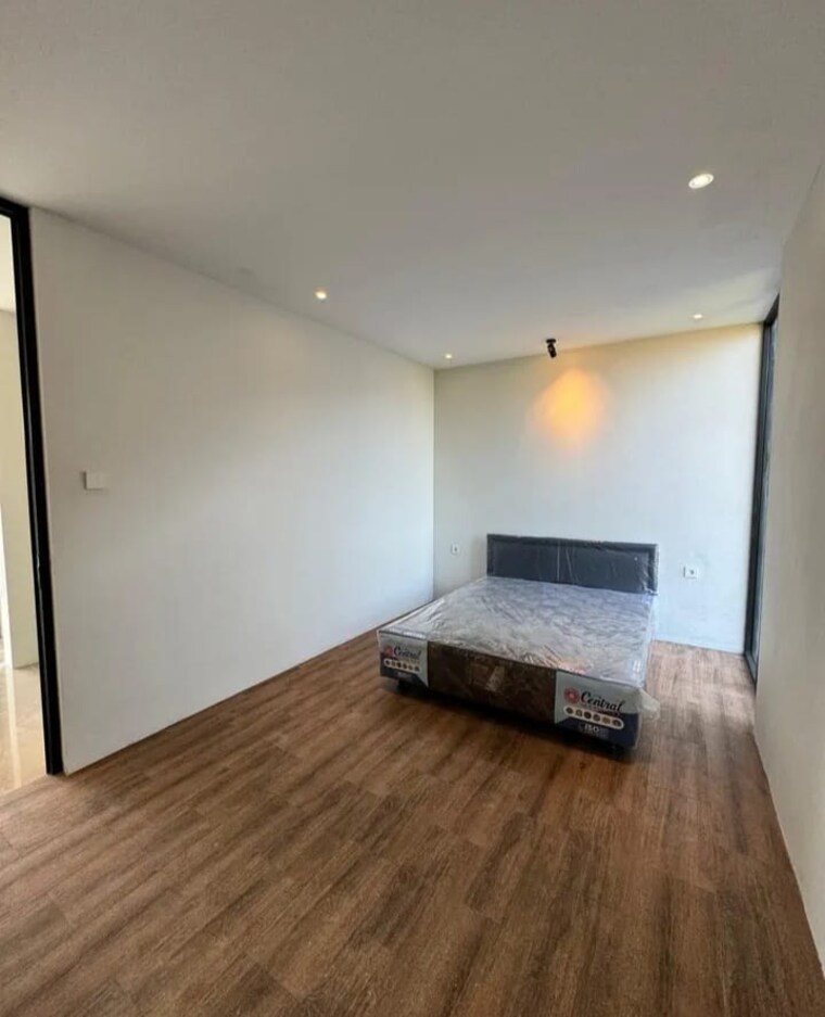 Bedroom, sector 33 3 Bedroom 2250 Sq.Ft. Builder Floor In Sector 33 Faridabad 8784495