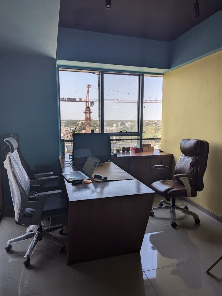 Team Area, shilp-one Commercial Office Space 1635 Sq.Ft. In Shilaj Ahmedabad 8784524