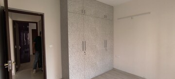 Room in 3 BHK Apartment at Shapoorji Pallonji Joyville Phase 2, Sector 102 – for Rent