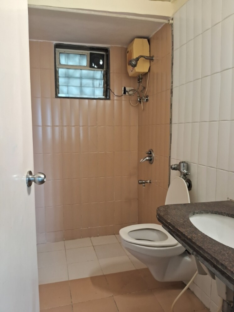 Bathroom, dosti-acres-aster 2 Bedroom 945 Sq.Ft. Apartment In Wadala East Mumbai 8784590
