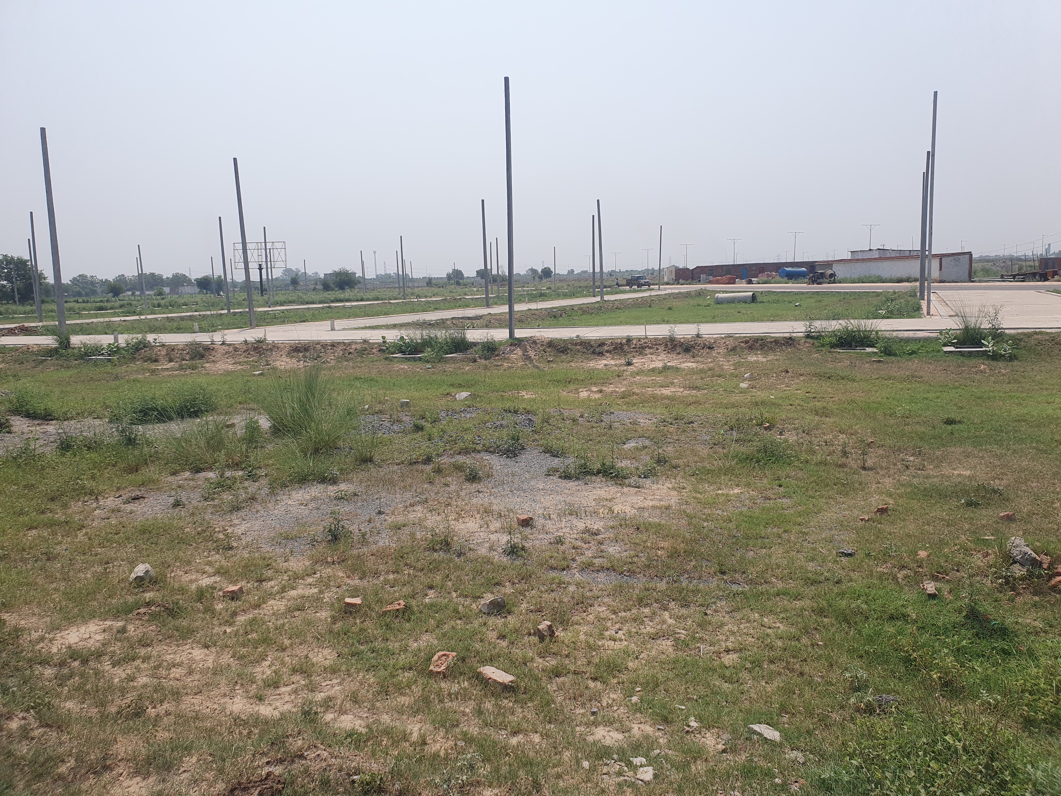 Plot For Sale in Galaxy Associates 