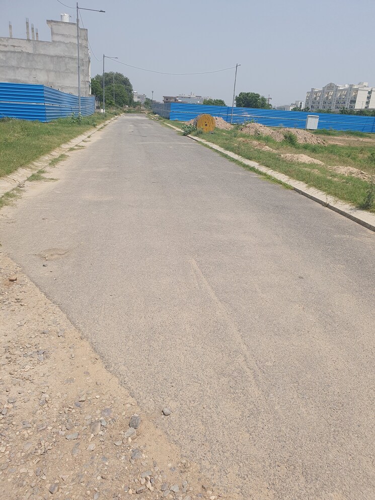 Exterior View, wave city  349 Sq.Yd. Plot In Wave City Ghaziabad 8784641