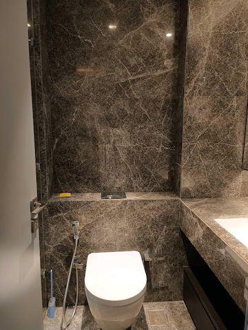Furnished Amenities in 3 BHK Apartment at Lodha Trump Tower, Worli – for Rent