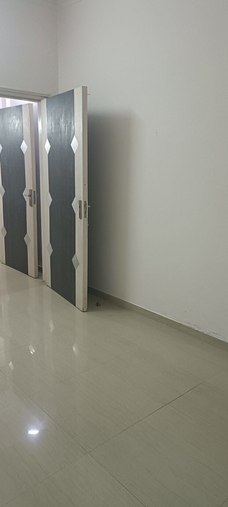 Room, veer-apartment 2 Bedroom 900 Sq.Ft. Apartment In Santacruz West Mumbai 8784634