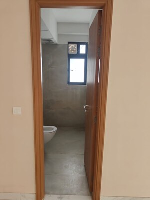 Room in 2 BHK Apartment at M3M Heights, Sector 65 – for Sale