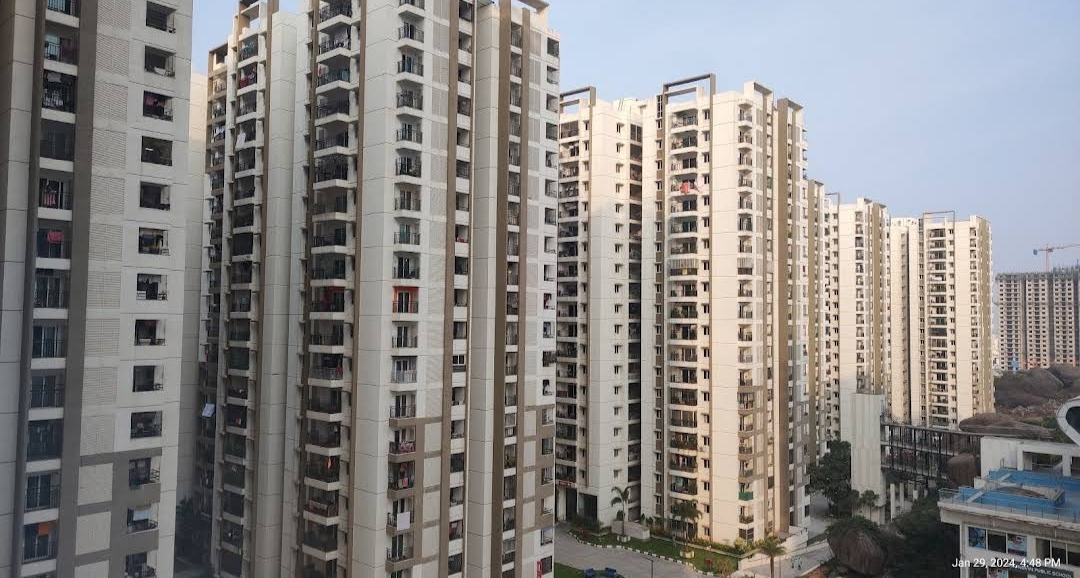 2 BHK Apartment For Rent in Cybercity Rainbow Vistas Rock Gardens