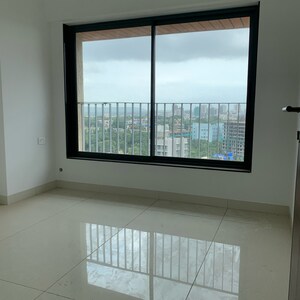 Room in 1.5 BHK Apartment at Arkade Crown, Lic Colony – for Sale