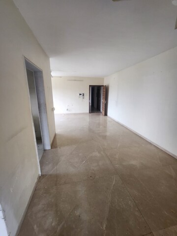 Room in 2 BHK Apartment at Bholenath Chembur Castle, Chembur – for Rent
