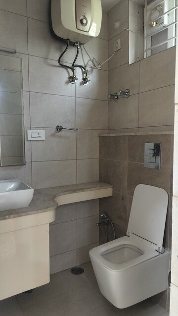 Bathroom in 3 BHK Apartment at Jubilee Hills – for Rent