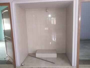  3 BHK Independent House at Siyana Road – for Rent